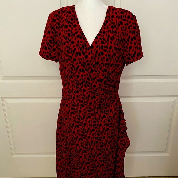 Donna Ricco Dresses & Skirts - Donna Ricco Red & Black Short Sleeve Dress